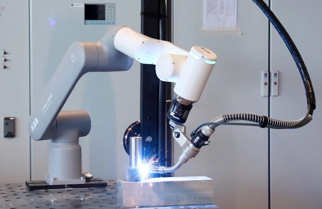 Discover the future of Welding: Unleash the power of collaborative robots